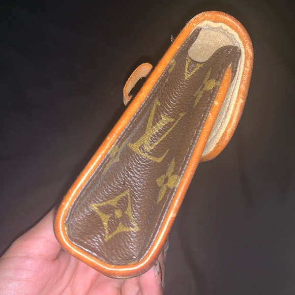 Louis Vuitton Florentine - Picture 3 of 8